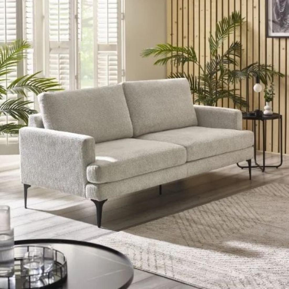 6704_furniture_Carrera.jpg