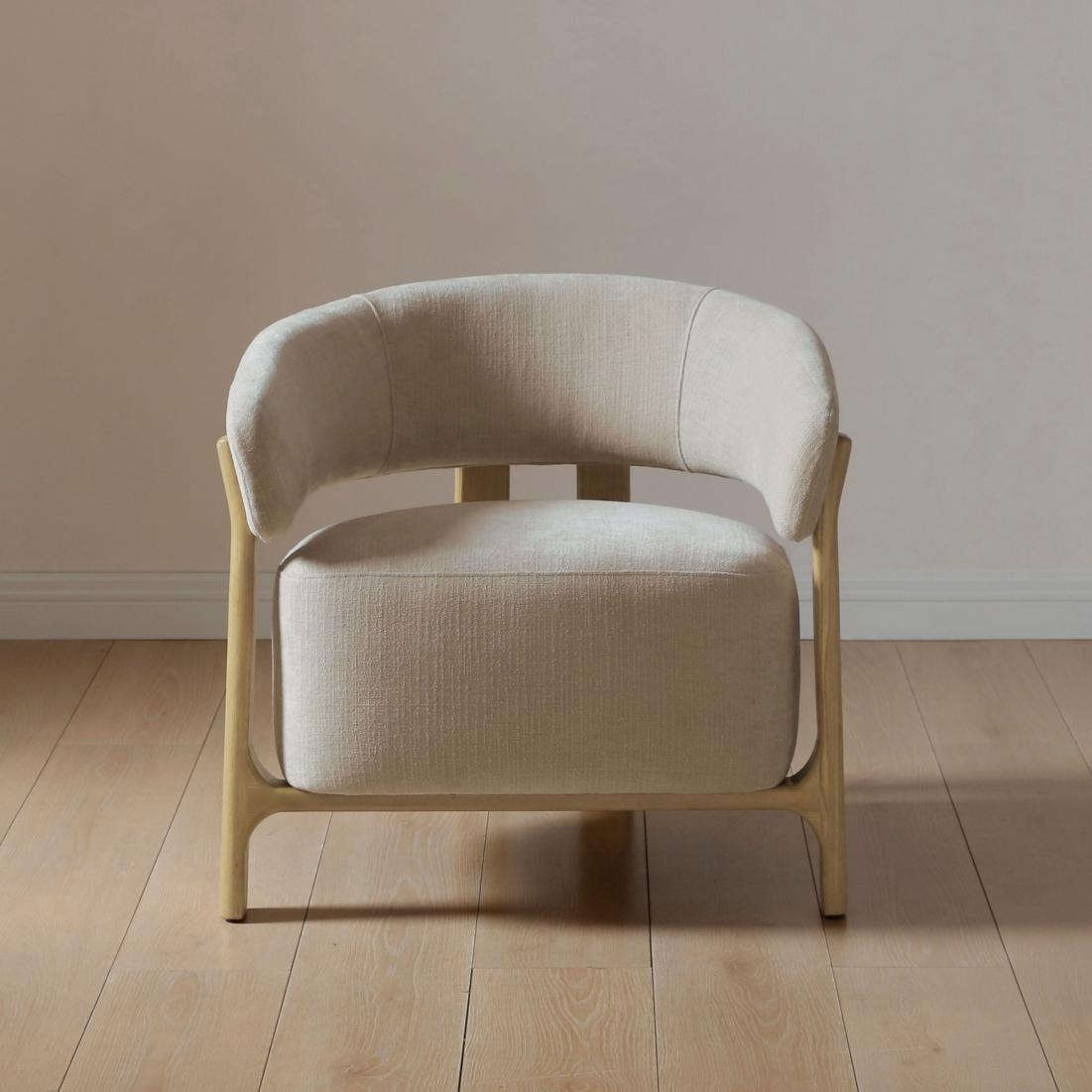 7235_furniture_Amos.jpg